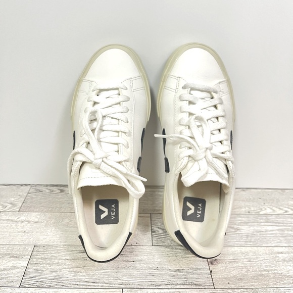 Veja White and Black Sneakers women 5 - Picture 3 of 16